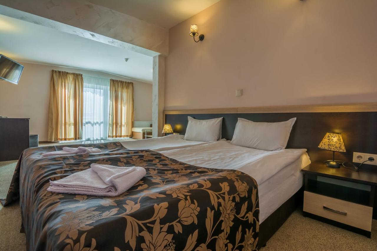 Hotel Royal 波罗维茨 外观 照片