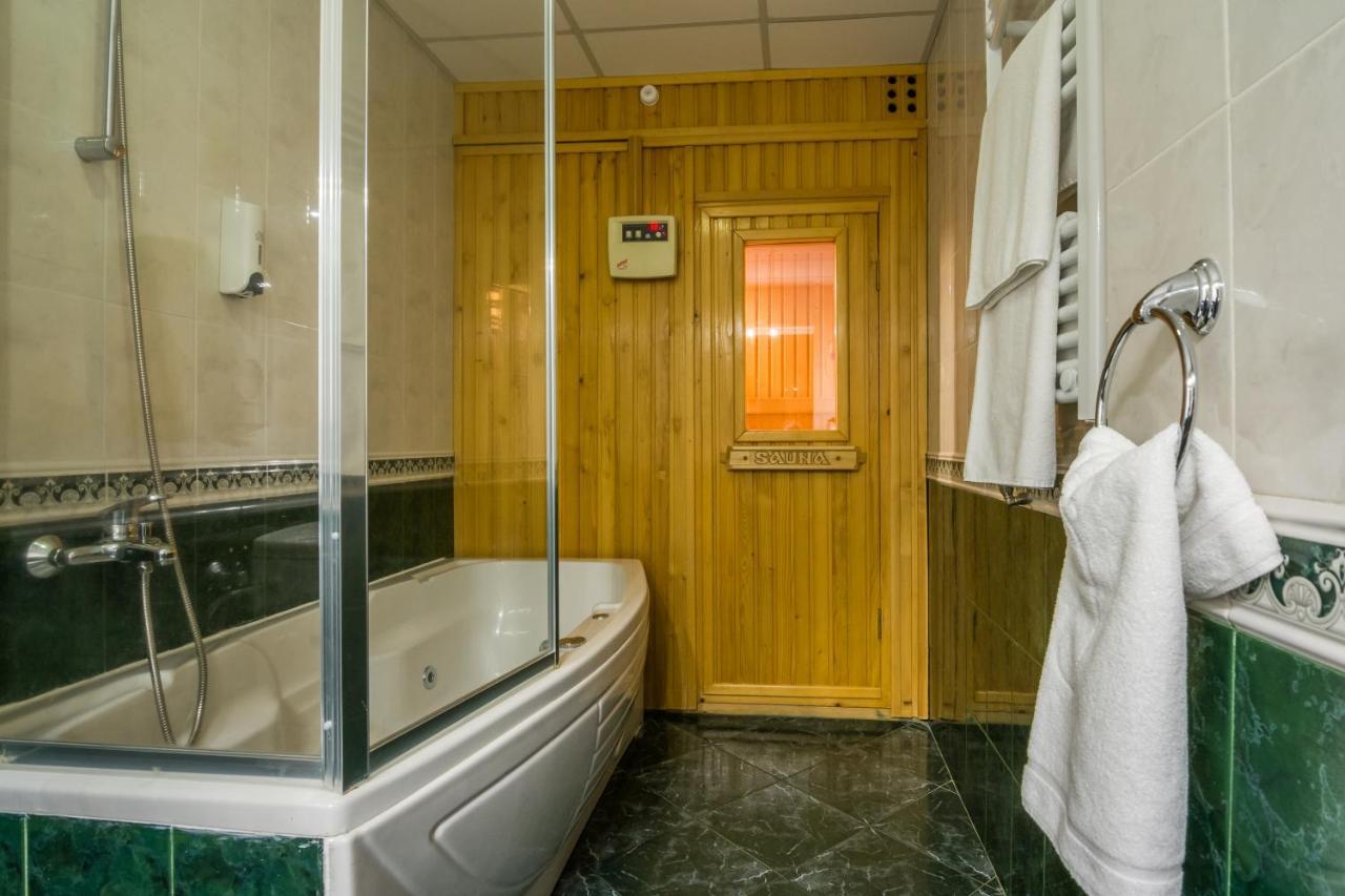 Hotel Royal 波罗维茨 外观 照片