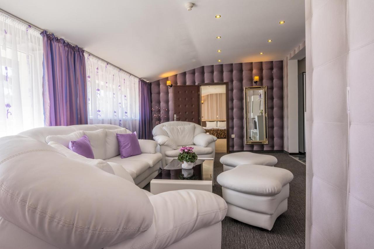 Hotel Royal 波罗维茨 外观 照片