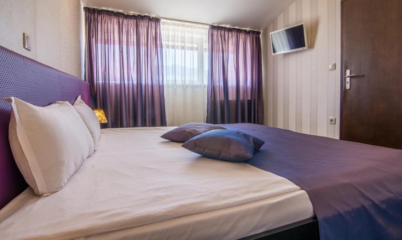 Hotel Royal 波罗维茨 外观 照片