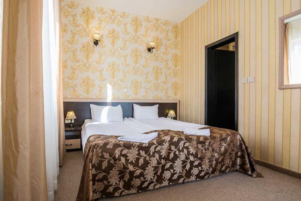 Hotel Royal 波罗维茨 外观 照片