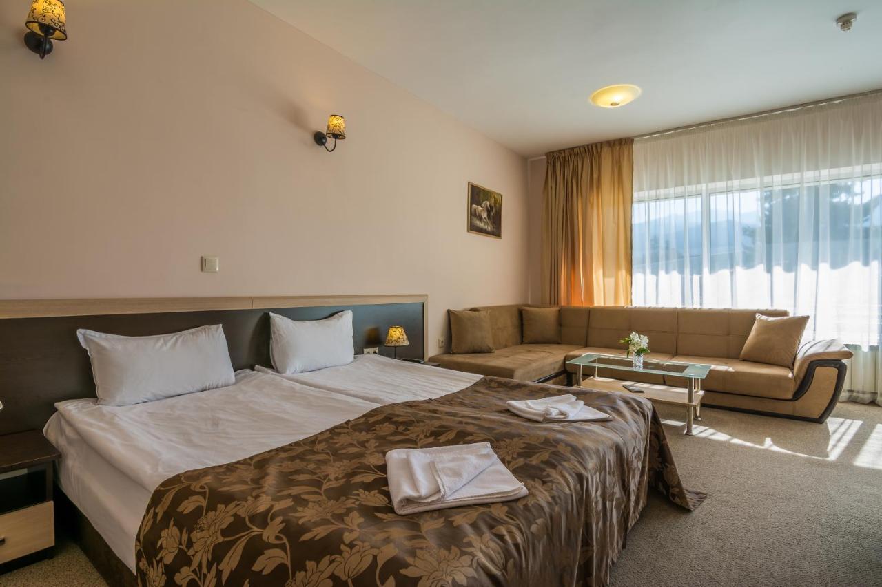 Hotel Royal 波罗维茨 外观 照片